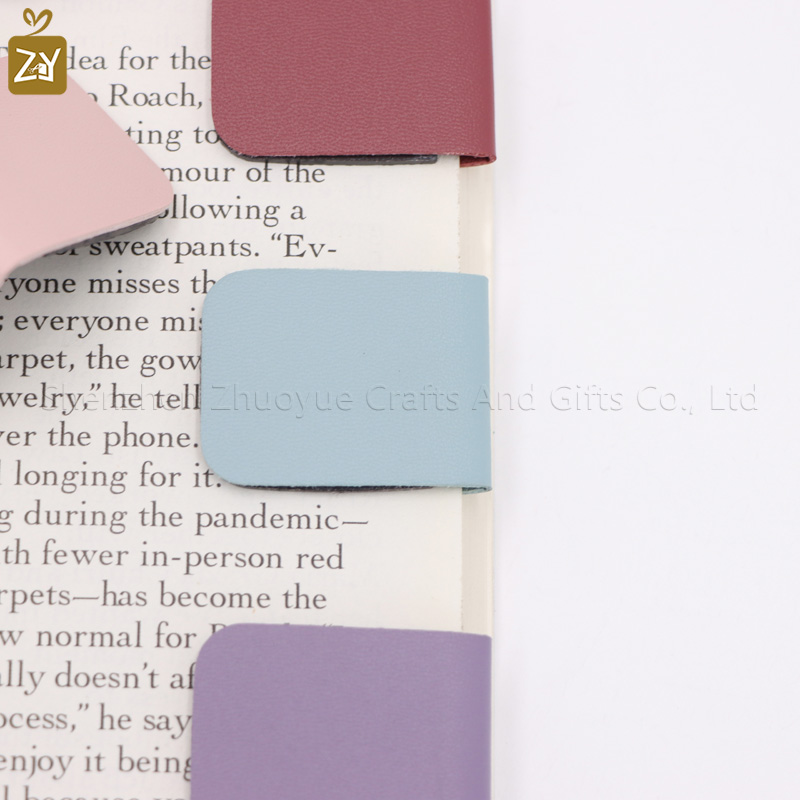 Premium Leather Magnetic Bookm - огляд і ціна Bookmark Magnetic Clip