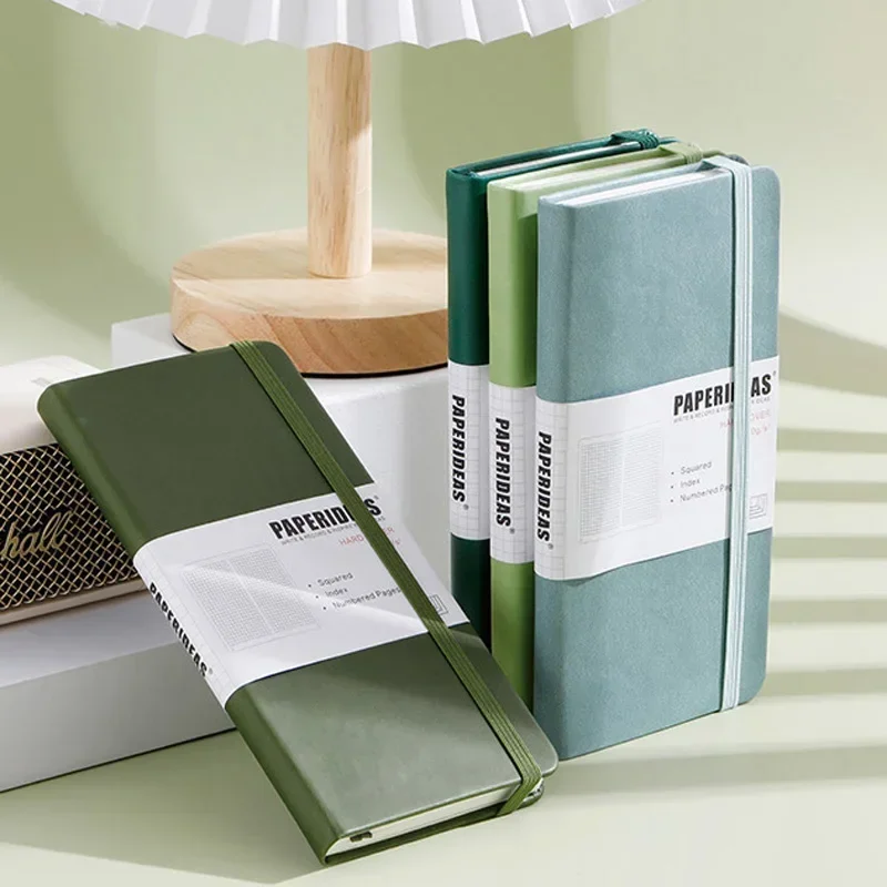 Travel Notebook Numbered Hard  - огляд і ціна Notebook Dotted A5